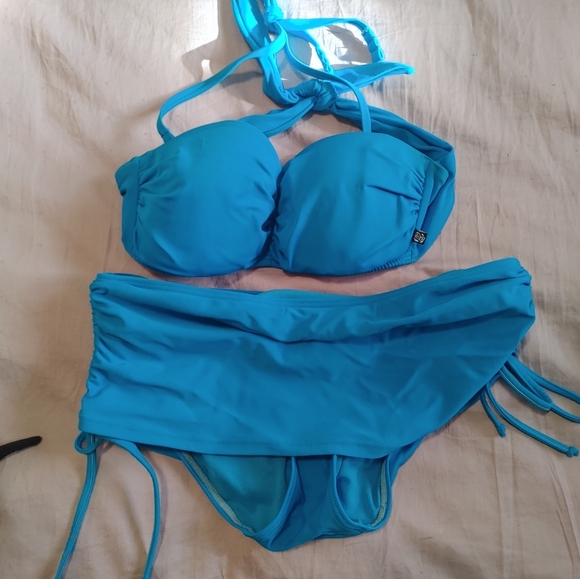 SOLD 7 Mixed small/medium bathing suit sets never worn - Picture 4 of 7